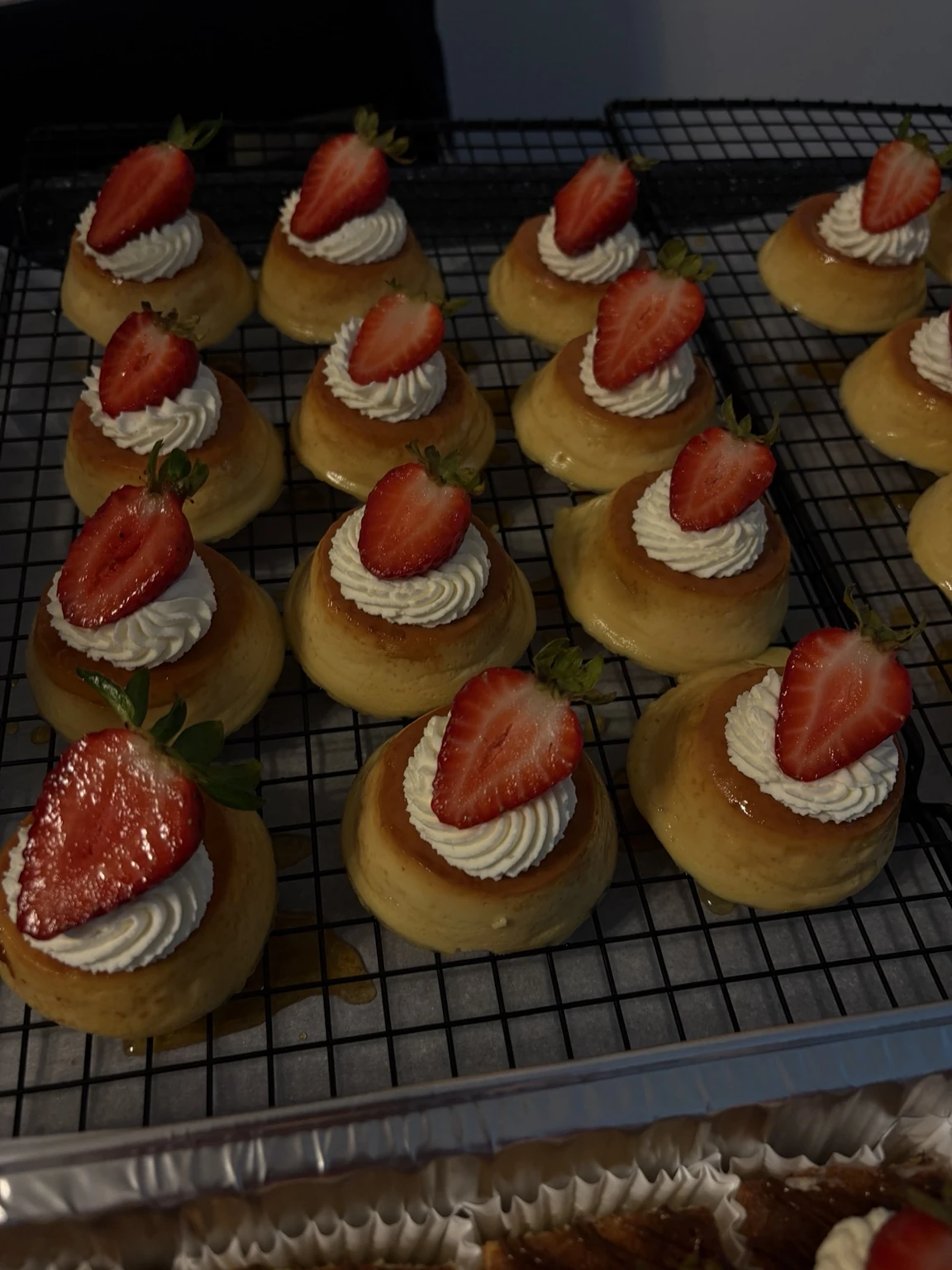Mini flans with strawberries