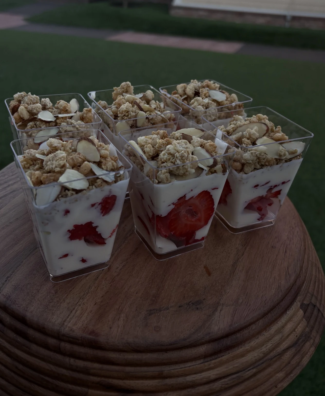 Fresas con crema cups